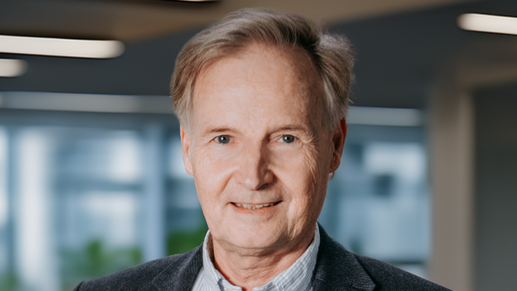 Dr. Thomas Klaue